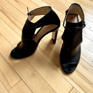 Reed Krakoff Leather and Suede Sandal!